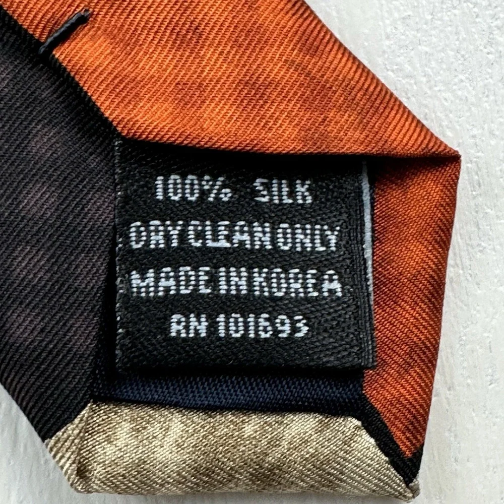 VTG Chicago Bears 100% Silk Tie Men NFL Football Logo Helmet AOP  All Over Print